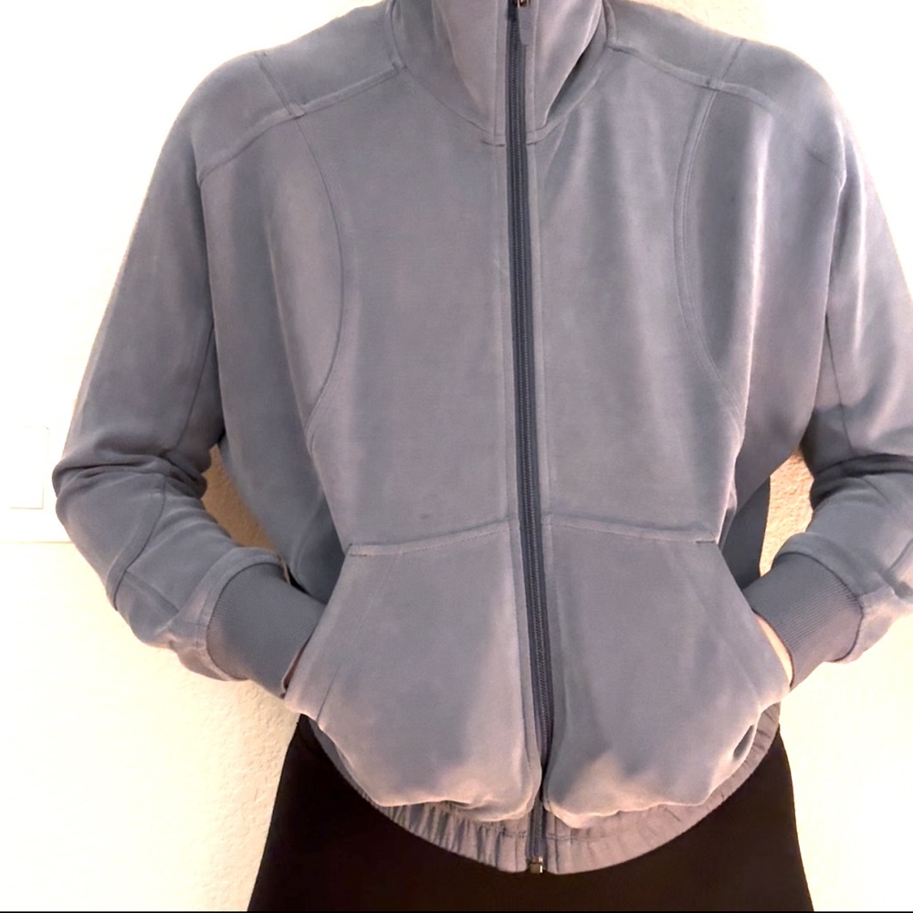 NWOT Lululemon Soft Stream zipper hoodie. Slate. 4